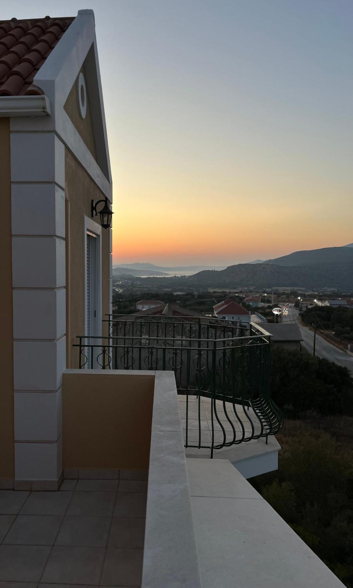 Irini'S Villa อาร์กอสโตลี ภายนอก รูปภาพ