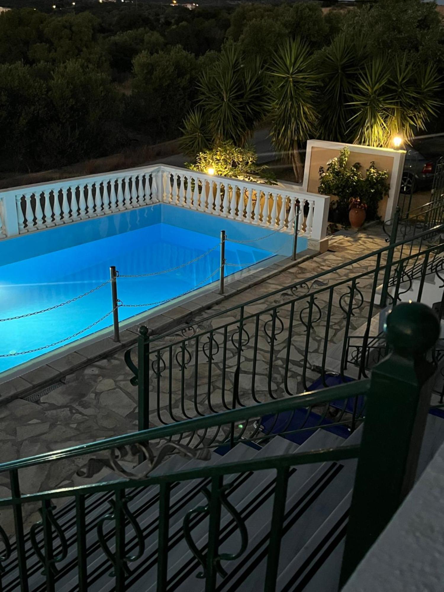 Irini'S Villa อาร์กอสโตลี ภายนอก รูปภาพ
