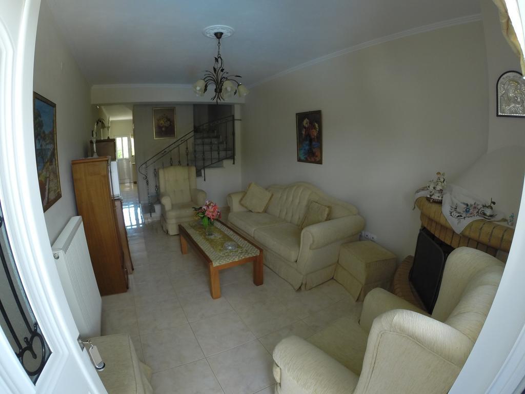 Irini'S Villa อาร์กอสโตลี ห้อง รูปภาพ
