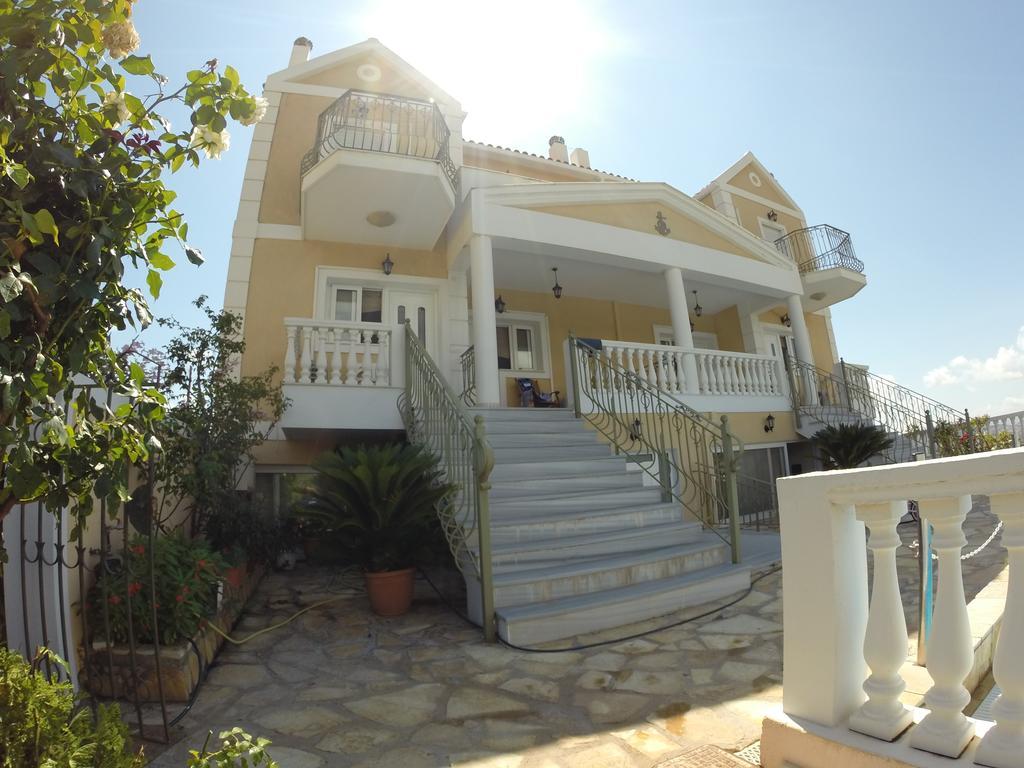 Irini'S Villa อาร์กอสโตลี ภายนอก รูปภาพ