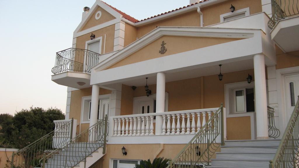 Irini'S Villa อาร์กอสโตลี ภายนอก รูปภาพ
